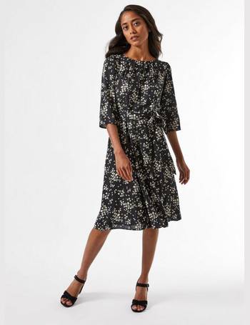 Shop Billie & Blossom Clothing for Women up to 85% Off | DealDoodle