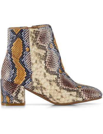 simply be snakeskin boots