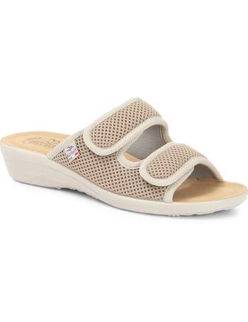 Fly flot toe post hot sale sandals