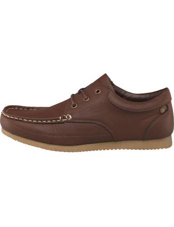 deakins boat shoes