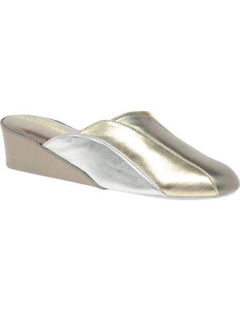 Clinkards best sale ladies slippers