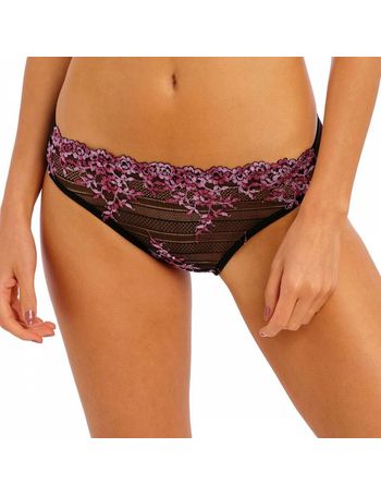 136005 Wacoal Lace Essentiel Brief