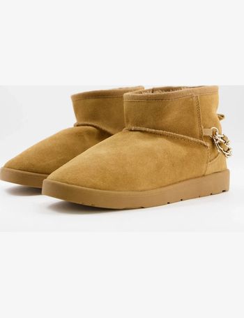 river island snug boots