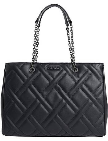 Waarnemen Dekbed op gang brengen Shop Calvin Klein Women's Quilted Bags up to 55% Off | DealDoodle