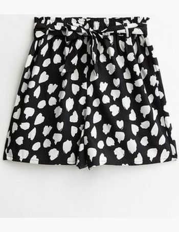 Shop Women's New Look Print Shorts up to 85% Off