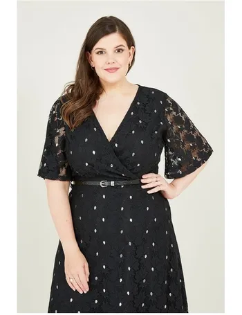 Shop Yumi Plus Size Midi Dresses up to 70% Off