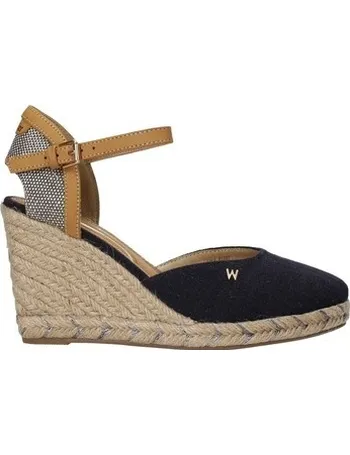 wrangler wedge sandals