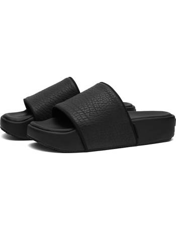 Y3 flip flops deals sale