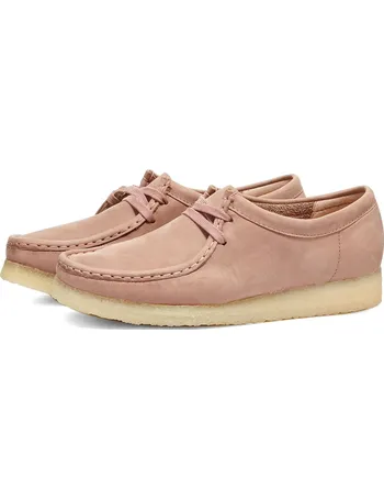 female wallabees