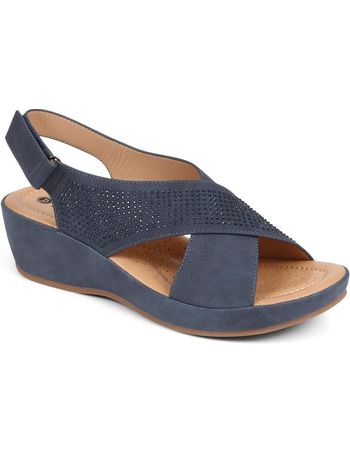 Pavers hot sale navy sandals