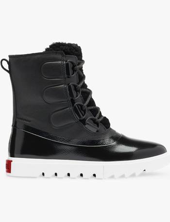 best black boots for walking