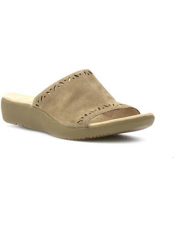 Earth spirit cheap wyatt sandals