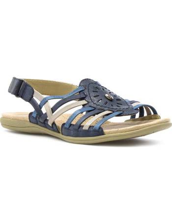 Shop Women s Earth Spirit Strap Sandals up to 65 Off DealDoodle