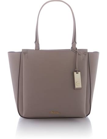 Mislukking piloot prioriteit Shop Calvin Klein Large Tote Bags for Women up to 80% Off | DealDoodle