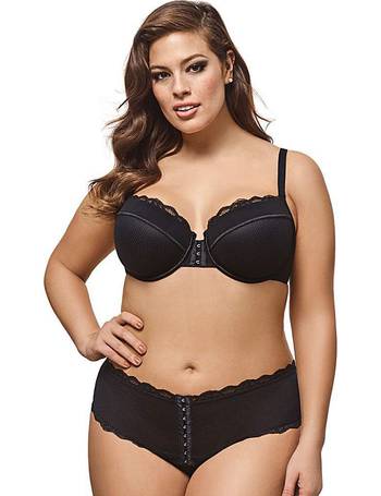 Ashley Graham's 'Unapologetically Sexy' Black Orchid Christmas Lingerie  Collection Is Available To Buy In The UK