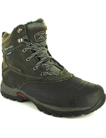 Wynsors hiking store boots