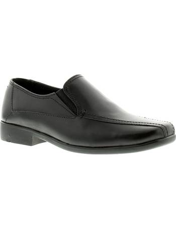 wynsors boys school shoes