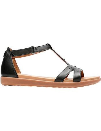 t bar sandals clarks