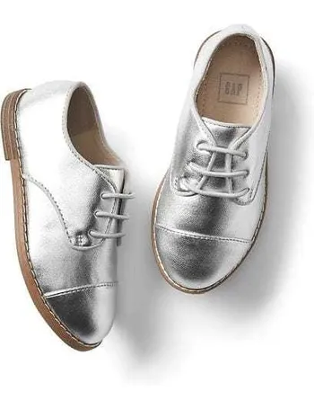 gap school shoes