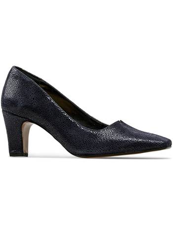 van dal ladies navy shoes