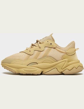 beige junior ozweegos