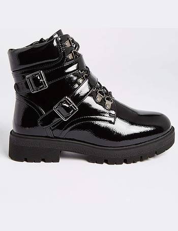 Crossover Strap Ankle Boots Ex Wide