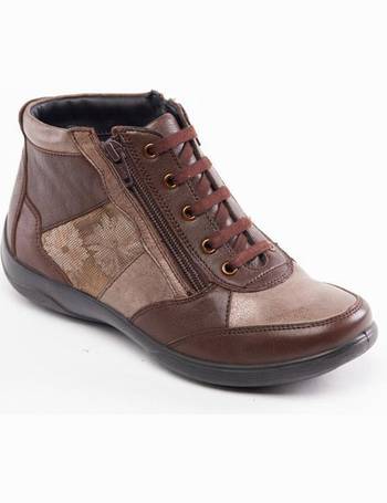 Debenhams hot sale padders boots