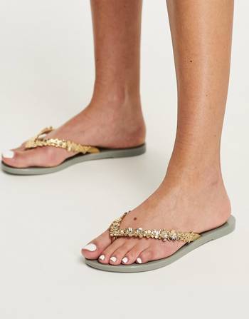 ASOS Ferris Chunky Toe Thong Sandals in Pink