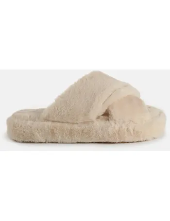 Fur slippers deals missguided