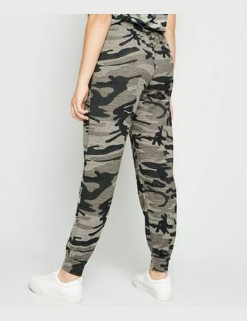 new look camo joggers