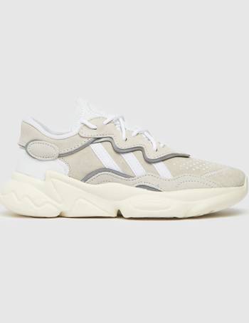 beige ozweegos junior