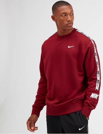 nike repeat 2.0 fleece tape sweatshirt