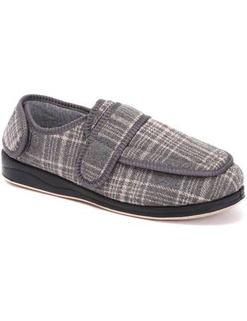 pavers slippers for men