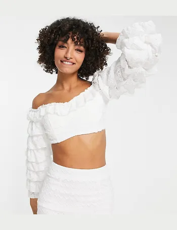 Shop Women's Lace Crop Tops up to 90% Off