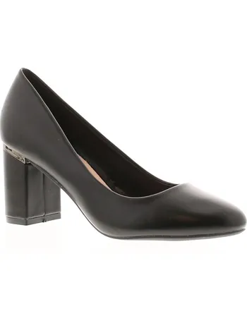 Wynsors sales court shoes