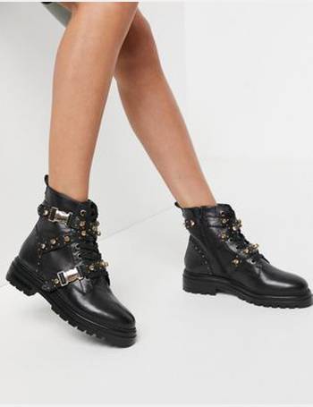 steve madden captain buckle boot