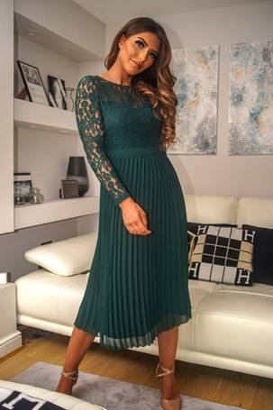 Green Short Sleeve Lace Pleated Dress