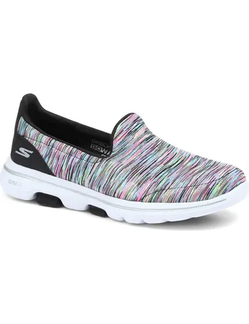 pavers skechers go walk
