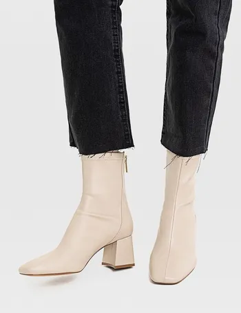 stradivarius cream boots