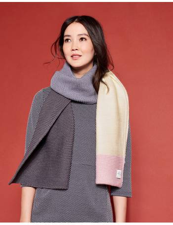 Shop Joules Ladies Knitted Scarves Up To 70 Off Dealdoodle