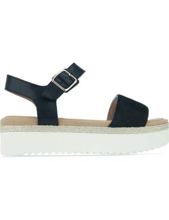 clarks flatform sandals