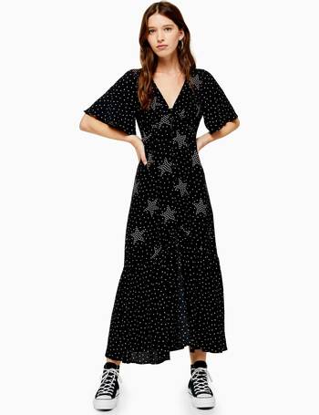 Star button hotsell angel sleeve dress