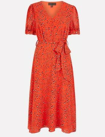 Mela Red Velvet Fitted Midi Dress