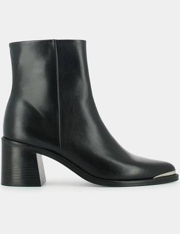 Shop Women s JONAK Black Ankle Boots up to 45 Off DealDoodle