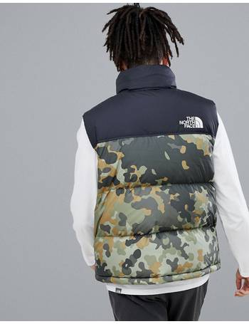 The north face 1996 retro deals nuptse jacket in macrofleck print