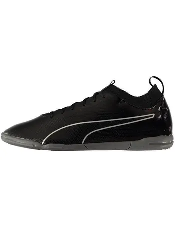 puma indoor football trainers