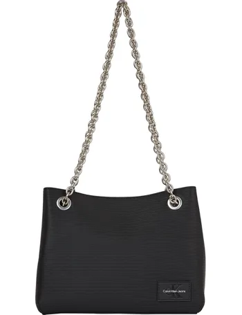 Calvin Klein Ck Must Camera Bag Sm - Emb Mono - Shoulder bags