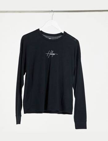 Hollister front logo long sleeve tee in pink
