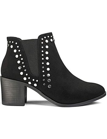 Fashion world sale ladies on sale boots