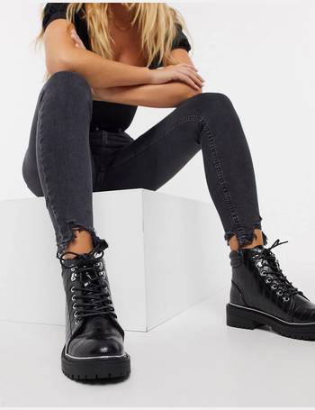 schuh andy lace up boots